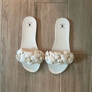 Shade & Shore Women's Cream Slide Sandals